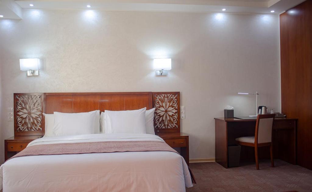 Almoravides Hotel Mascara Экстерьер фото